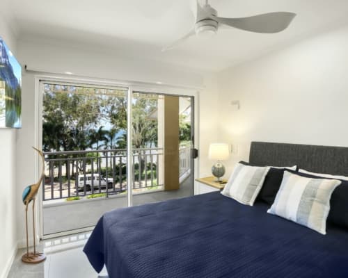 trinity-beach-2-bed-beachfront-deluxe-apartment(6)